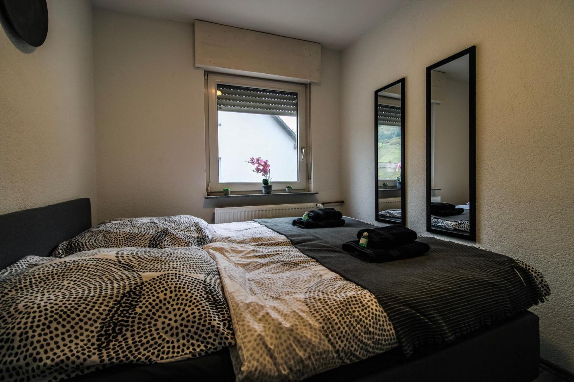 Sweet Six, Balkon, Netflix, Boxspringbetten, Hochwertiges Bad Zell an der Mosel Esterno foto